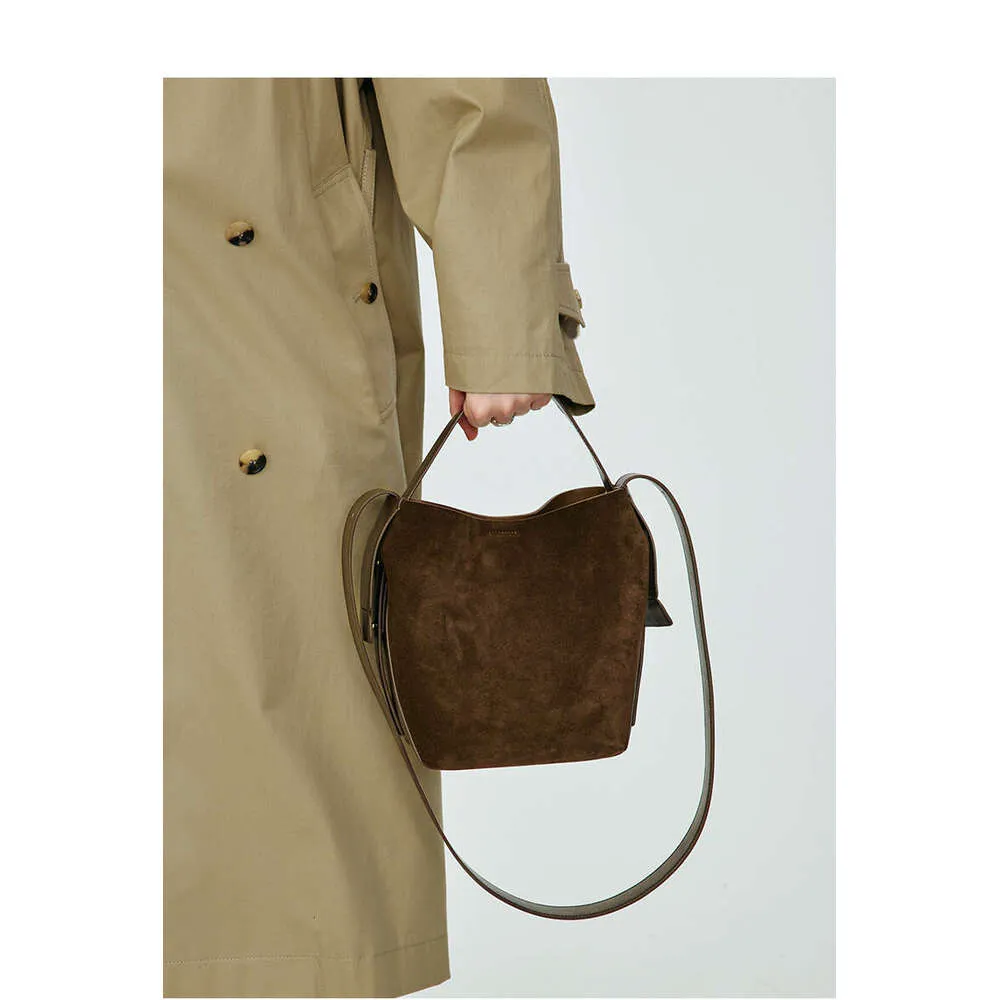 LA FESTIN Original Femmes 2024 Nouveau Seau En Daim Décontracté Sacs À Main Épaule Bandoulière Sac D'hiver_voghion.com