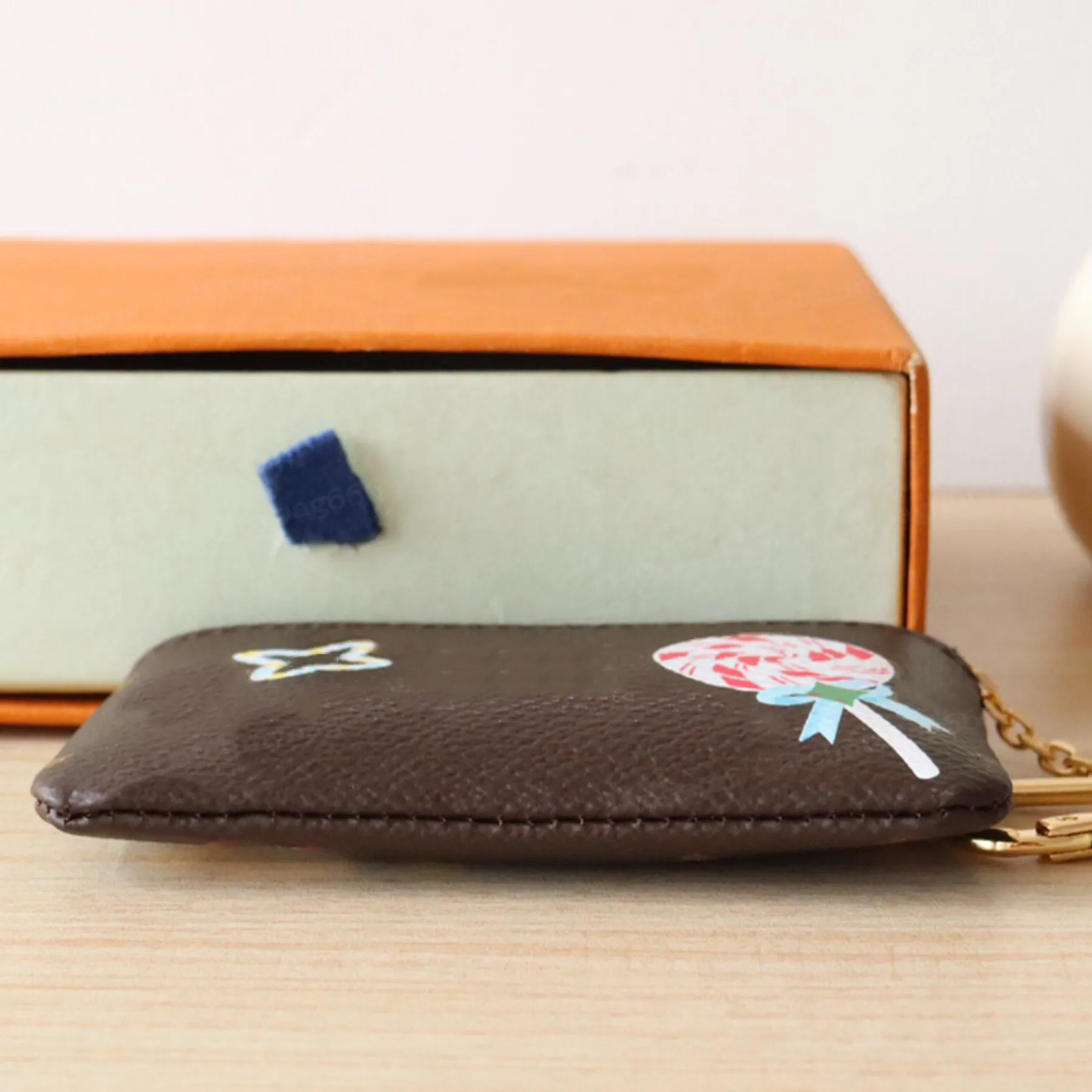top Quality 10A Wallet Designer Coated Canvas Key Pouch Grained Cowhide Leather Lining Purse Gold Hardware Wallets Chain_voghion.com