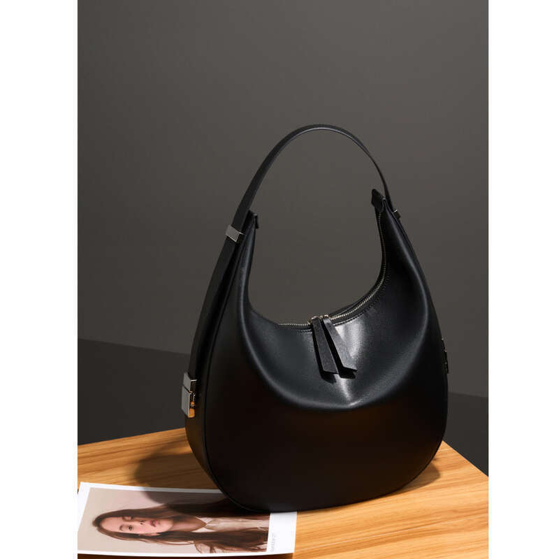 2024 Herbst Nischendesign Rindsleder Unterarm Schulter Crossbody Tote Leder Crescent Bucket Bag, Damentasche_voghion.com