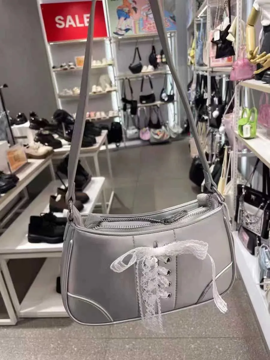 Süße Handtaschen Neue Mode Koreanische Spitze Bogen Strap Schulter Frauen Handtasche Pendler Tasche Y241116_voghion.com