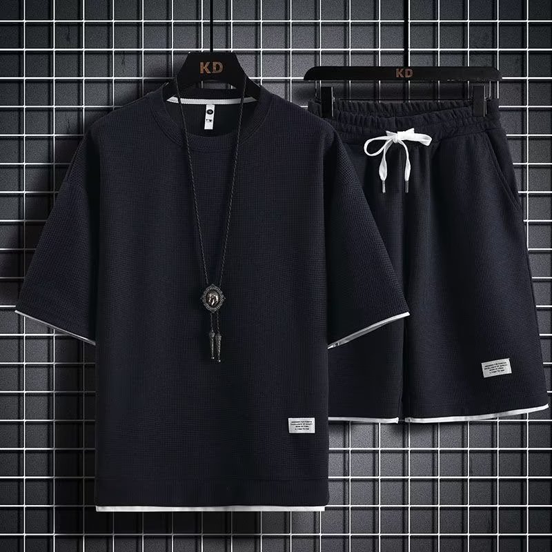 Vêtements pour hommes Un ensemble de costumes d'été gaufrés assortis pour hommes, sports décontractés, t-shirts amples à manches courtes, vêtements pour hommes beaux et à la mode