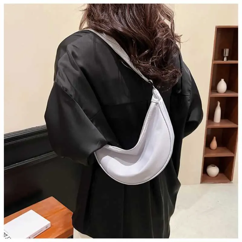 Einfaches Design Damen Umhängetasche Mode Damen Nylon Hobos Kleine Schultertaschen Vintage weibliche Mädchen Geldbörse Tuch_voghion.com