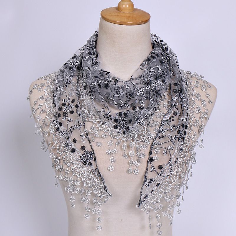 Spring And Autumn ral Lace Korean Edition Triangle Headcloth Classic Breathable Hollow Solid Color Scarf_voghion.com