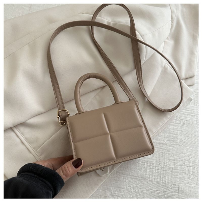 Borsa a mano quadrata piccola da donna design di nicchia_voghion.com