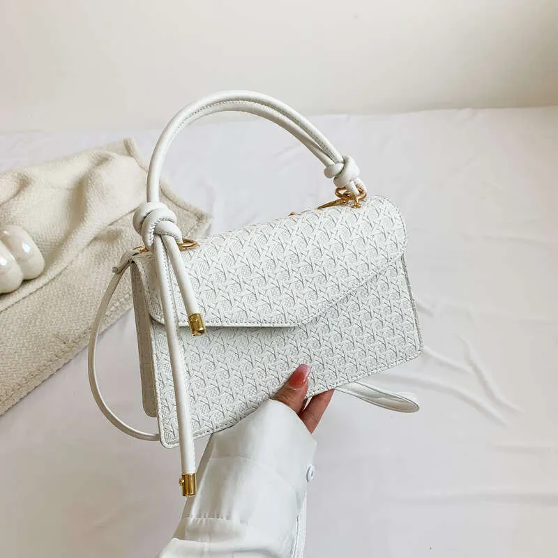 Crossbody Shoulder Handbag With Diamond Lattice Quilted Pattern_voghion.com