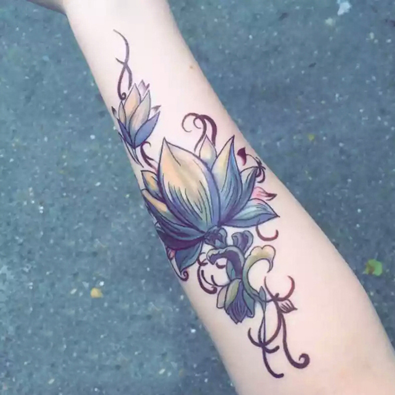 Tatuaggio adesivo personalizzabile con fiore elegante e grazioso per donna_voghion.com