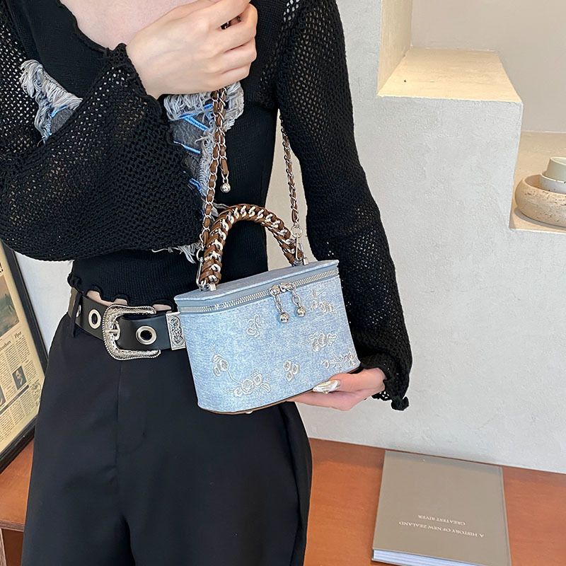 High end denim box for women's 2024 new summer fashion single shoulder crossbody bag chain casual handbag_voghion.com