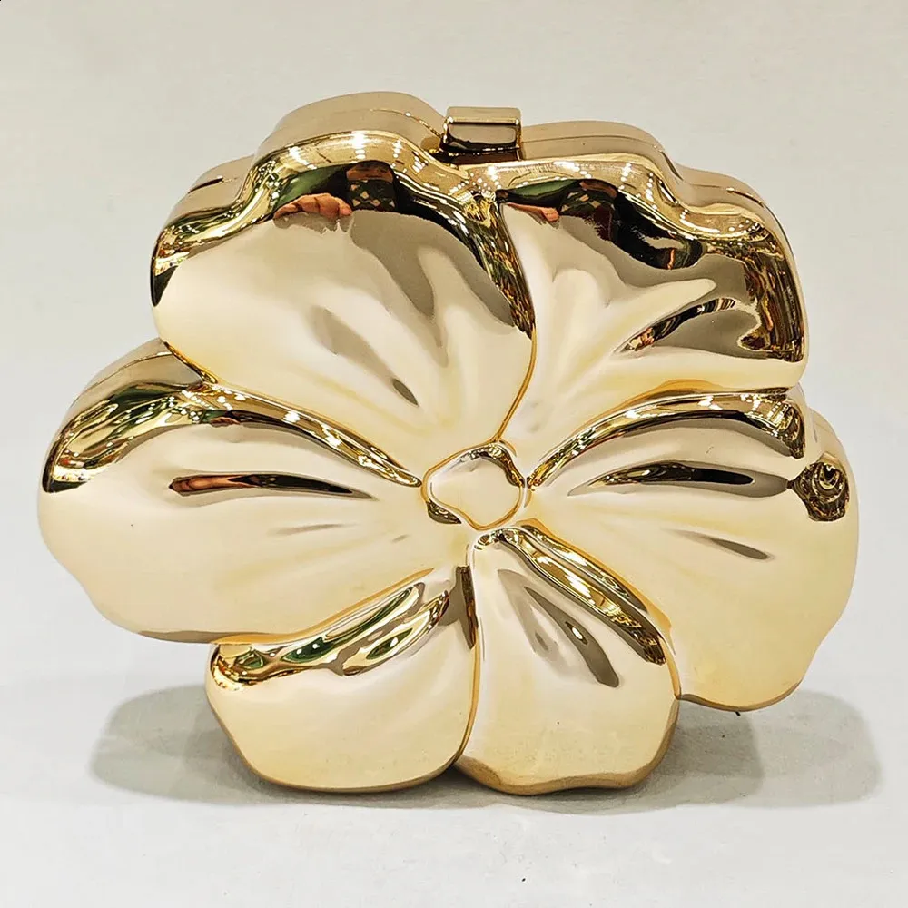 2024 Femmes Or Wer Forme Pochette Sac Argent Dur Boîte En Métal Sacs À Bandoulière Soirée Sacs À Bandoulière Longue Chaîne Sacs À Main_voghion.com