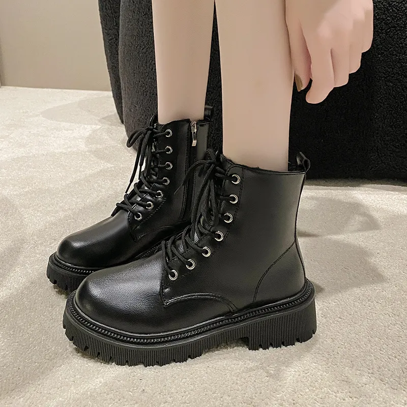 2024 Free New British Shipping Style Plush Thickened Fashionable Thick Soled For Womens Boots In White And Black 35-42_voghion.com