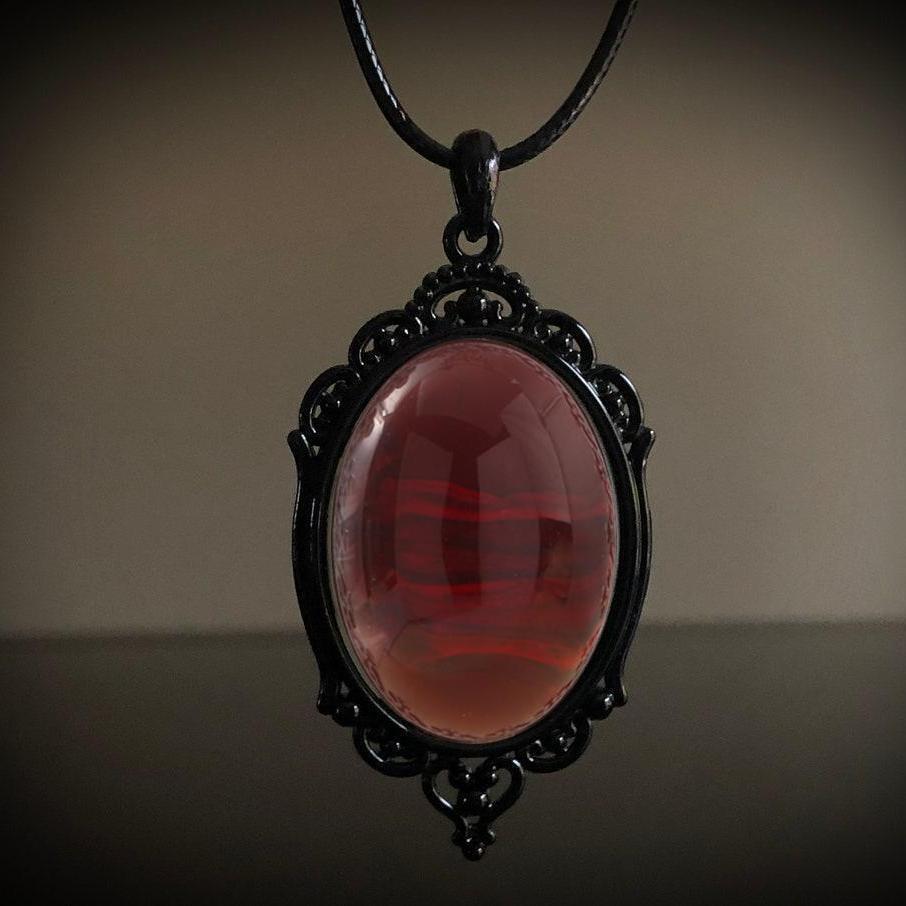 Collane vendita calda retrò gotico rosso resina farfalla collana signore sollievo_voghion.com