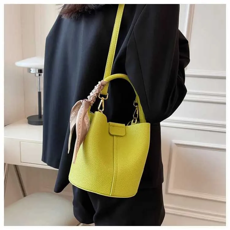 Axelremsväska för moderiktig handhållen hinkväska för kvinnor, designerväskor, handväskor och väskor, bolsos de mujerC241212_voghion.com