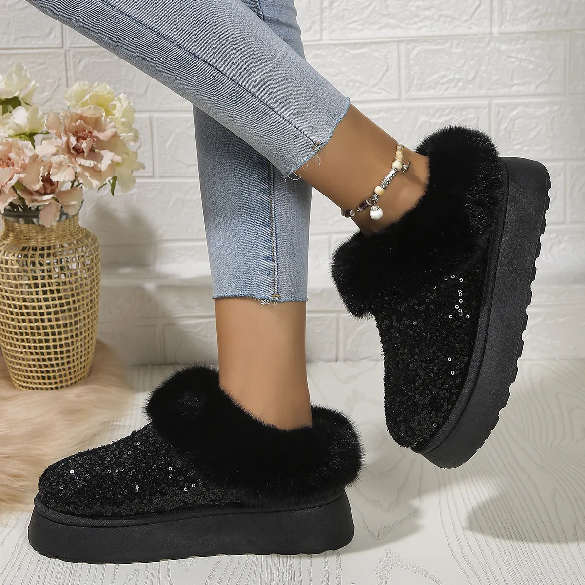 Ankle Snow gly botas slides mulheres Inverno 2024 Nova Moda Brilhante Pele Curta Pelúcia Chinelos Quentes frete grátis_voghion.com