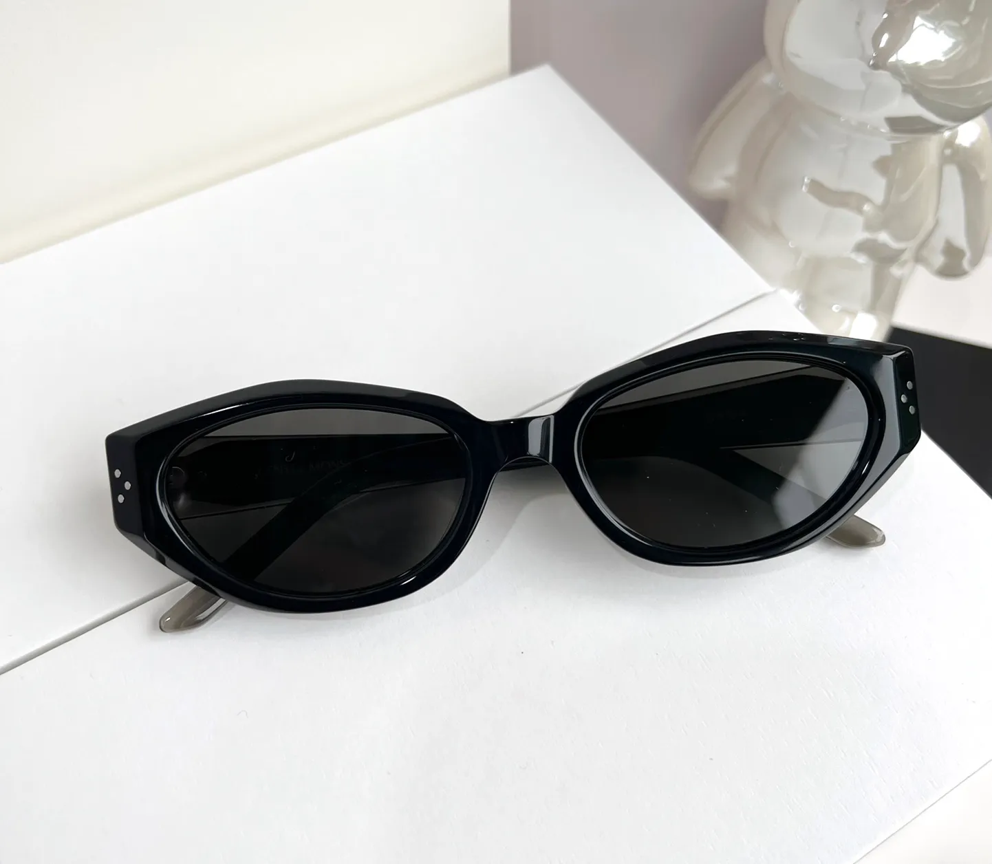 Designer Women's Sunglasses Vintage Small Frame Acetate Eyewear_voghion.com