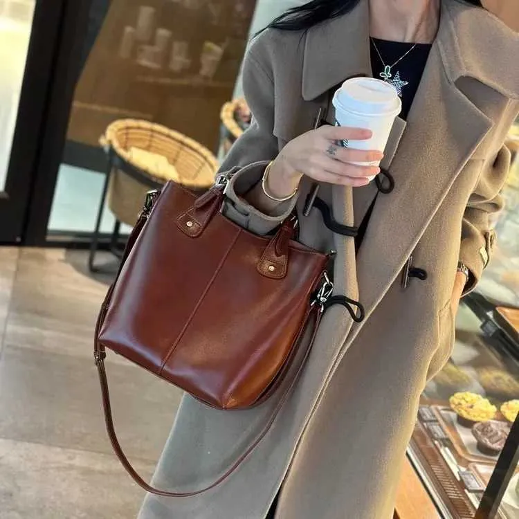 RanHuang Nouveaux Sacs À Main De Mode Pour Femmes De Haute Qualité En Cuir Véritable À Bandoulière Grands Sacs Seaux Designer_voghion.com