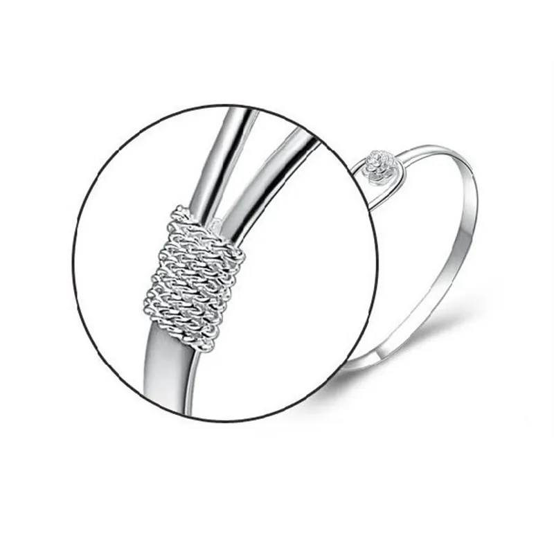 Bracciale rigido a fiore placcato platino per donna elegante_voghion.com