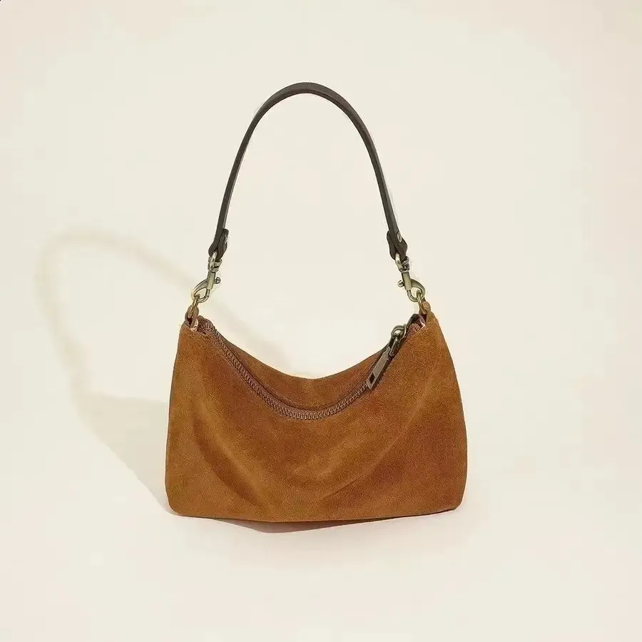 Borsa a tracolla retrò da donna in pelle scamosciata, piccola, leggera, hobo, tendenza invernale 240912_voghion.com