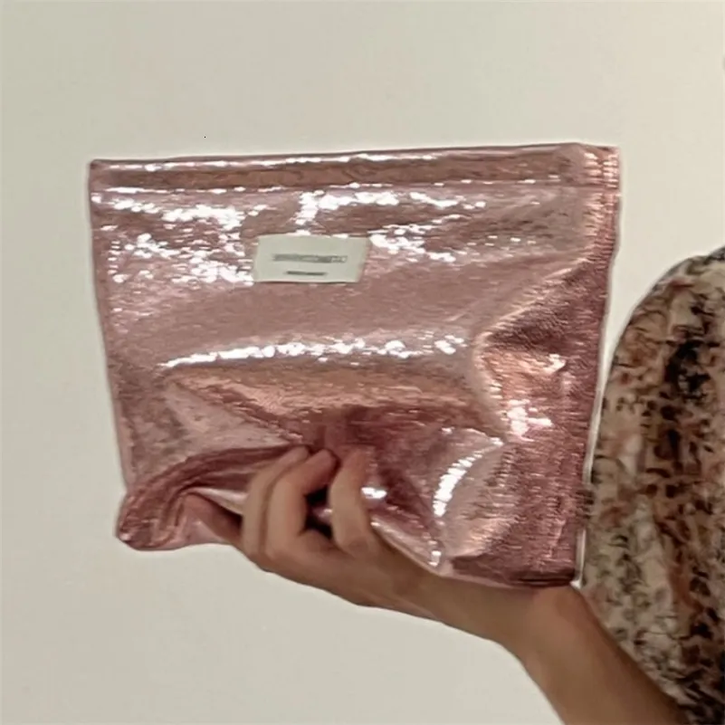 Large Capacity Women Makeup Bag Ladies Travel Cosmetic Toiletries Storage Pouch Handbag Fashion Portable Brilliant Make_voghion.com