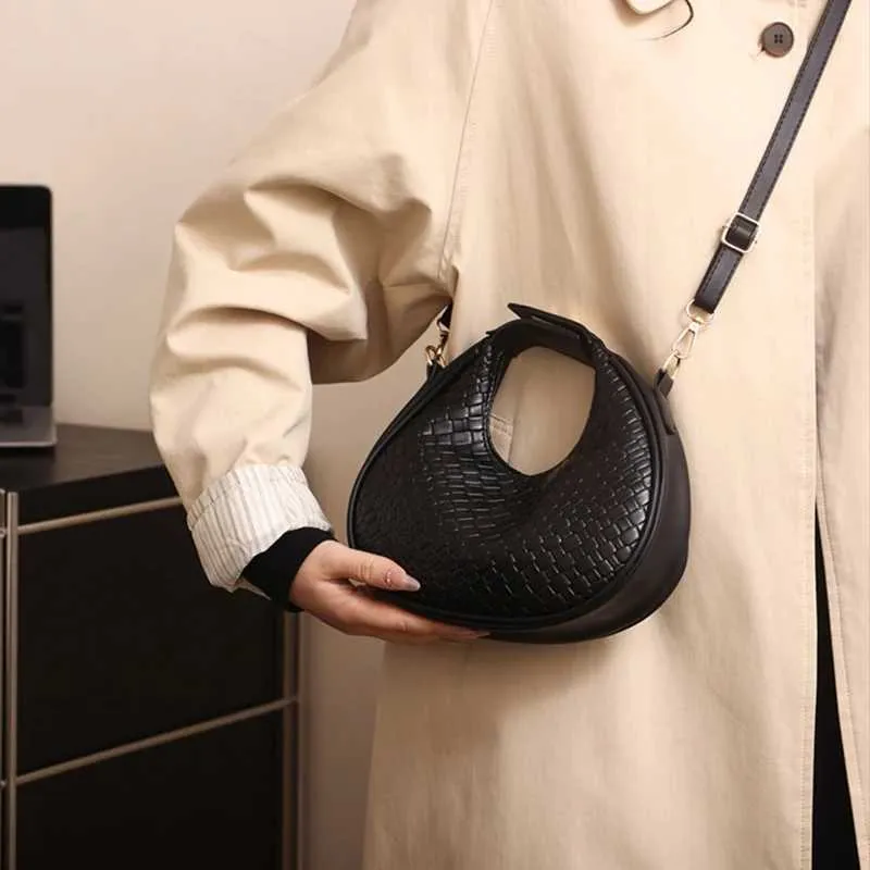 Borsa a tracolla da donna di alta qualità, nuova moda, design di nicchia, stile semplice, borsa a tracolla intrecciata da donna Ba241106_voghion.com