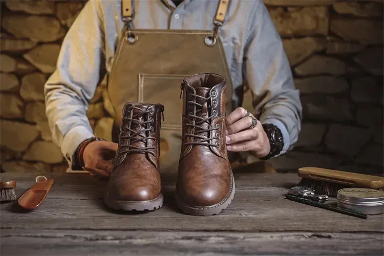 Bottines de travail en cuir marron pour homme, faites à la main, pour l'automne et l'hiver, style vintage, en tendon de bœuf, 240830_voghion.com