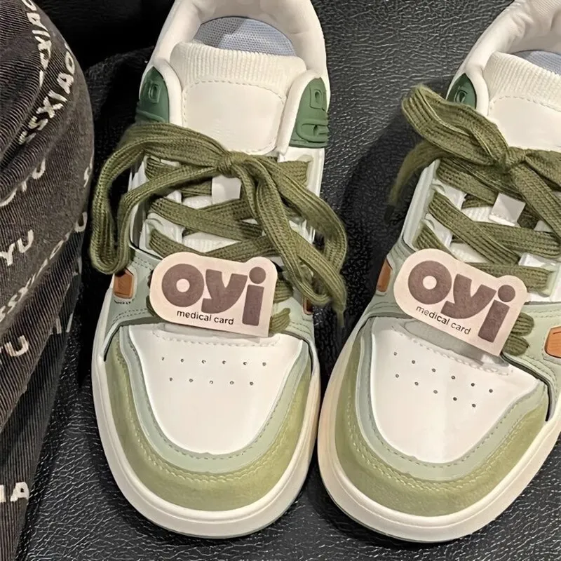 Spring and Autumn Little White Board Shoes, Design Sense, Niche Women's Style, Thin Bottom, Junior High School Students,_voghion.com