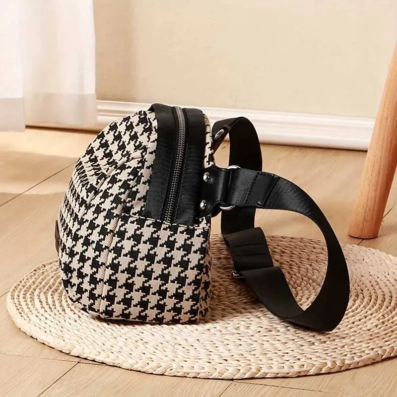Sac à bandoulière minimaliste décontracté noir de petite taille pour le sport, le rangement en plein air, le nylon, le pack fantaisie C241022_voghion.com