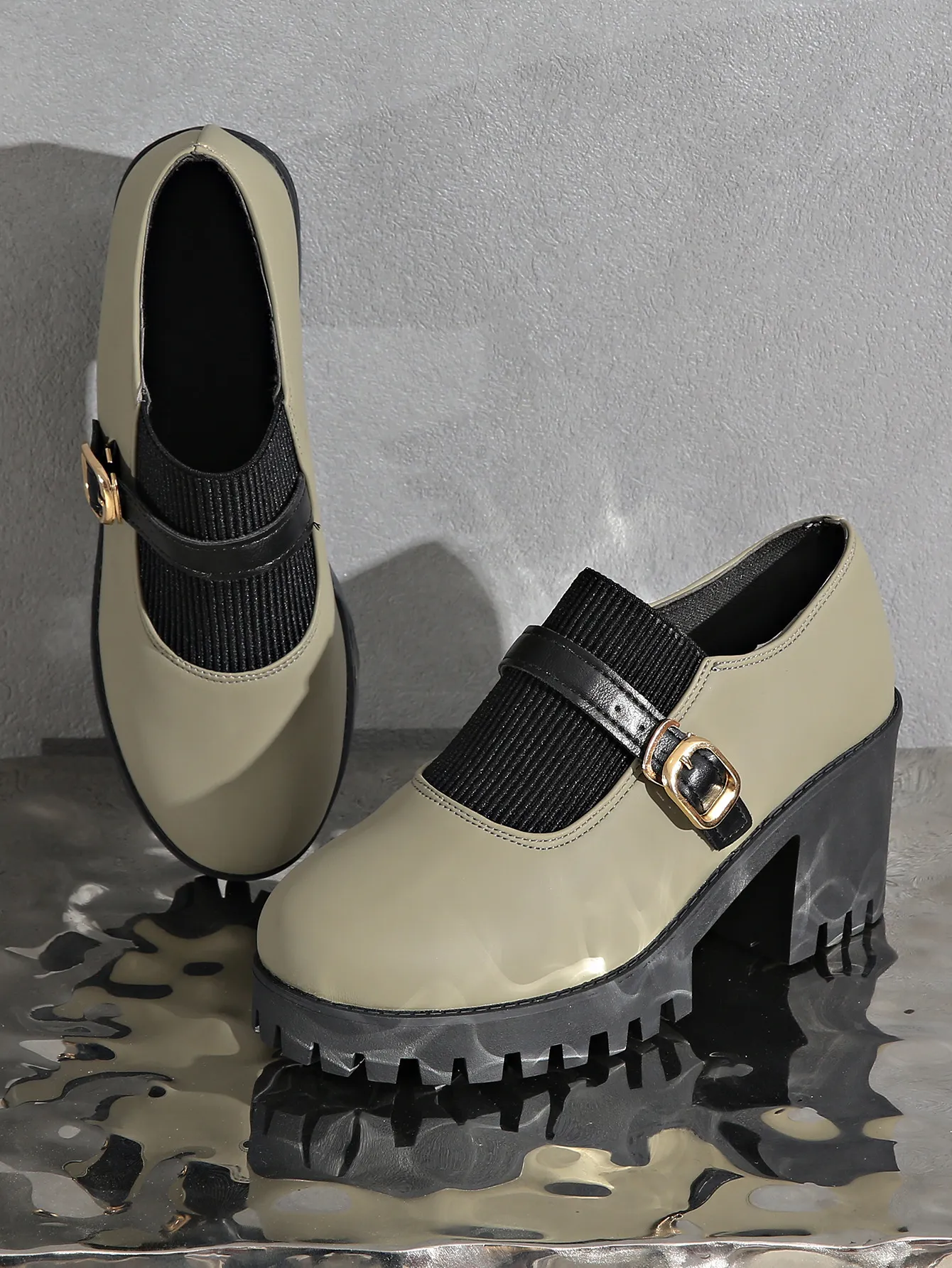 Přeshraniční zahraniční obchod, plus size boty na vysokém podpatku pro ženy, jaro 2025, nová móda s kulatou špičkou a tlustým knoflíkem_voghion.com