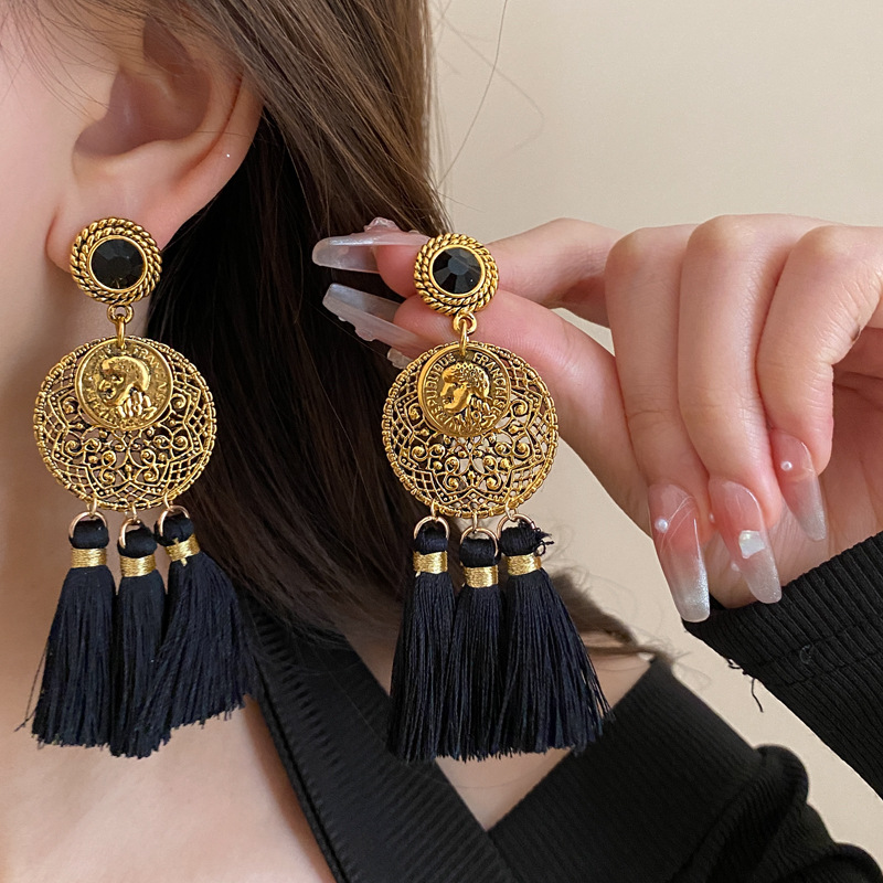 Aiguille d'argent, diamants médiévaux, boucles d'oreilles à pampilles élégantes en forme de figure cerclée, petites polyvalentes et boucles d'oreilles_voghion.com