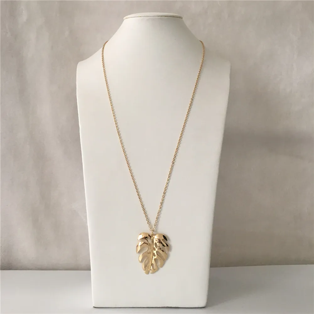 Colliers pendentifs tendance couleur or simple grande feuille Monstera collier long pour femmes vêtements décontractés indant Sidn22_voghion.com