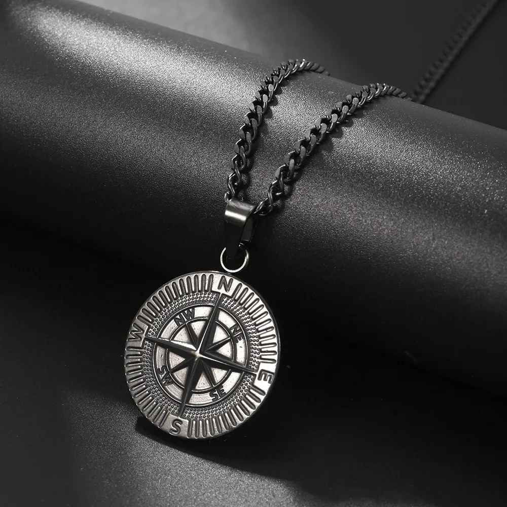 Colliers Hio Hop pour hommes en acier inoxydable avec pendentif boussole de voyage et voile, chaîne cubaine Figaro, collier décontracté_voghion.com
