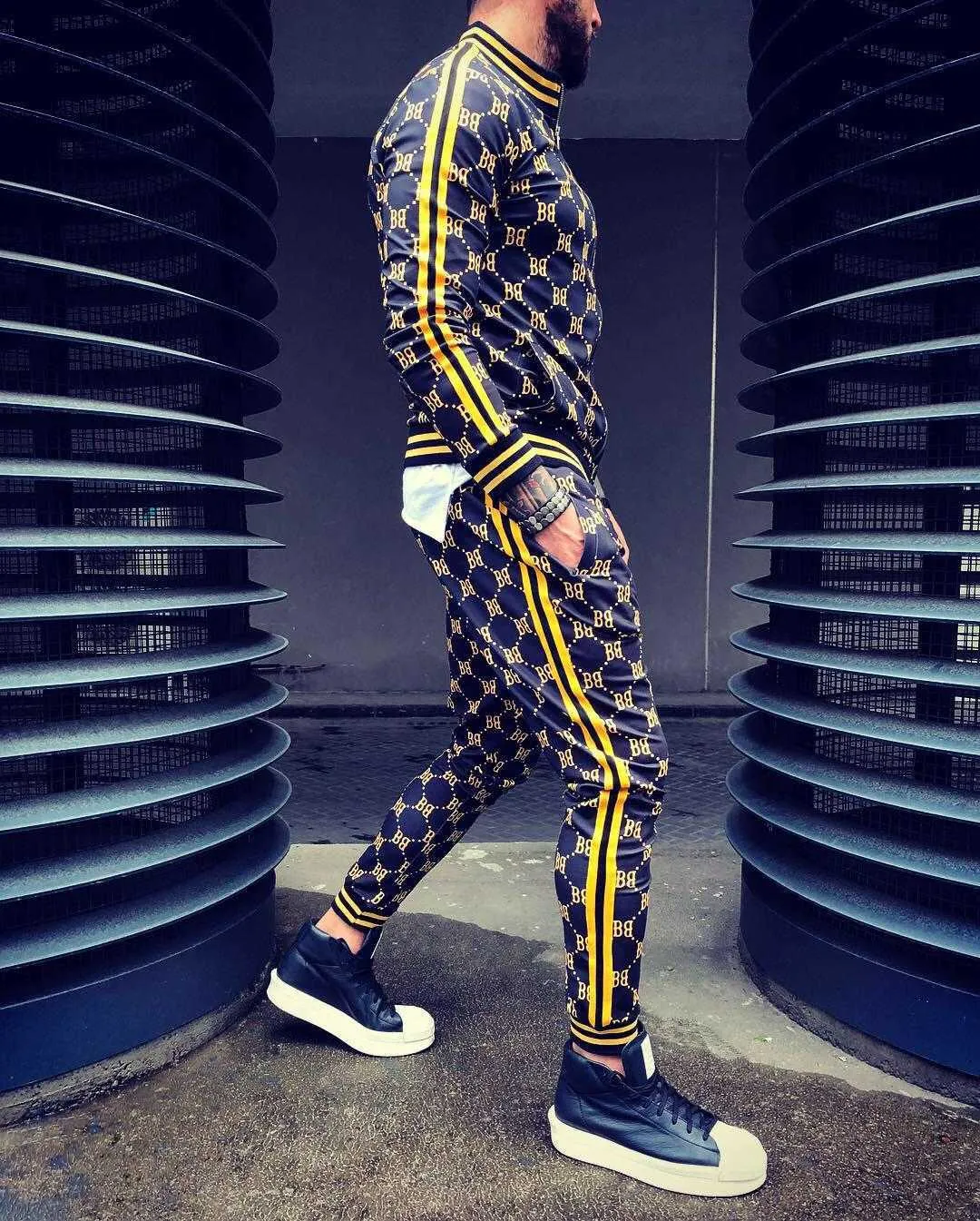 Uomo Tracuits uomo tracuit Sets Moda Plaid Giacca maschile + Pantaloni Set 2 pezzi Tuta sportiva Autunno Stampa 3D di alta qualità_voghion.com