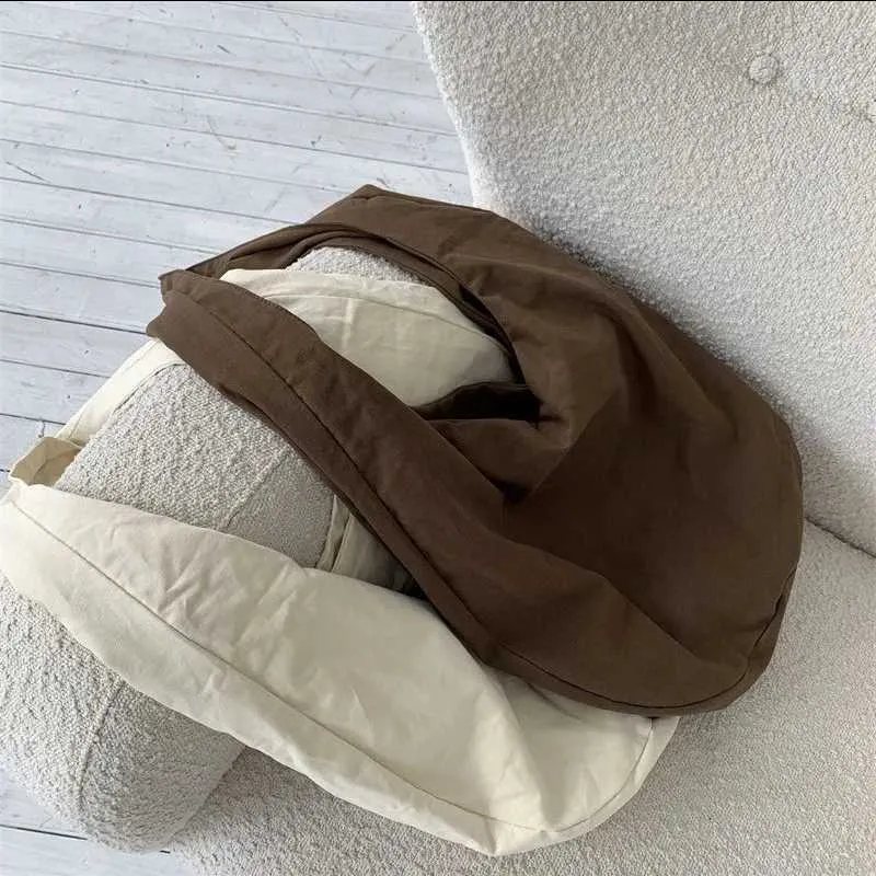 Grande borsa a tracolla retro in tela per donna stile hobo_voghion.com