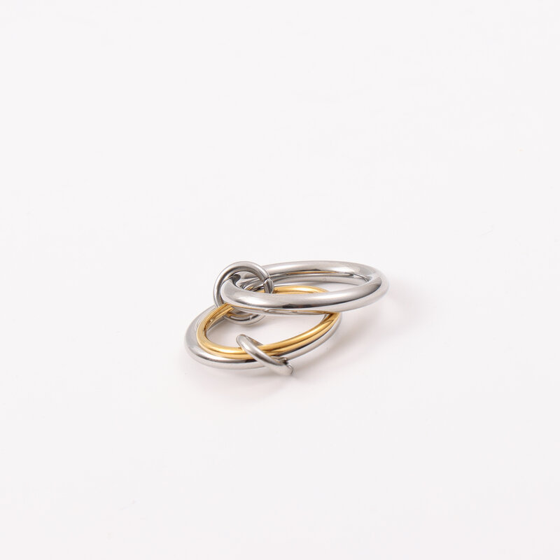Ring interlocking color matching three ring ring, titanium steel electroplated gold_voghion.com