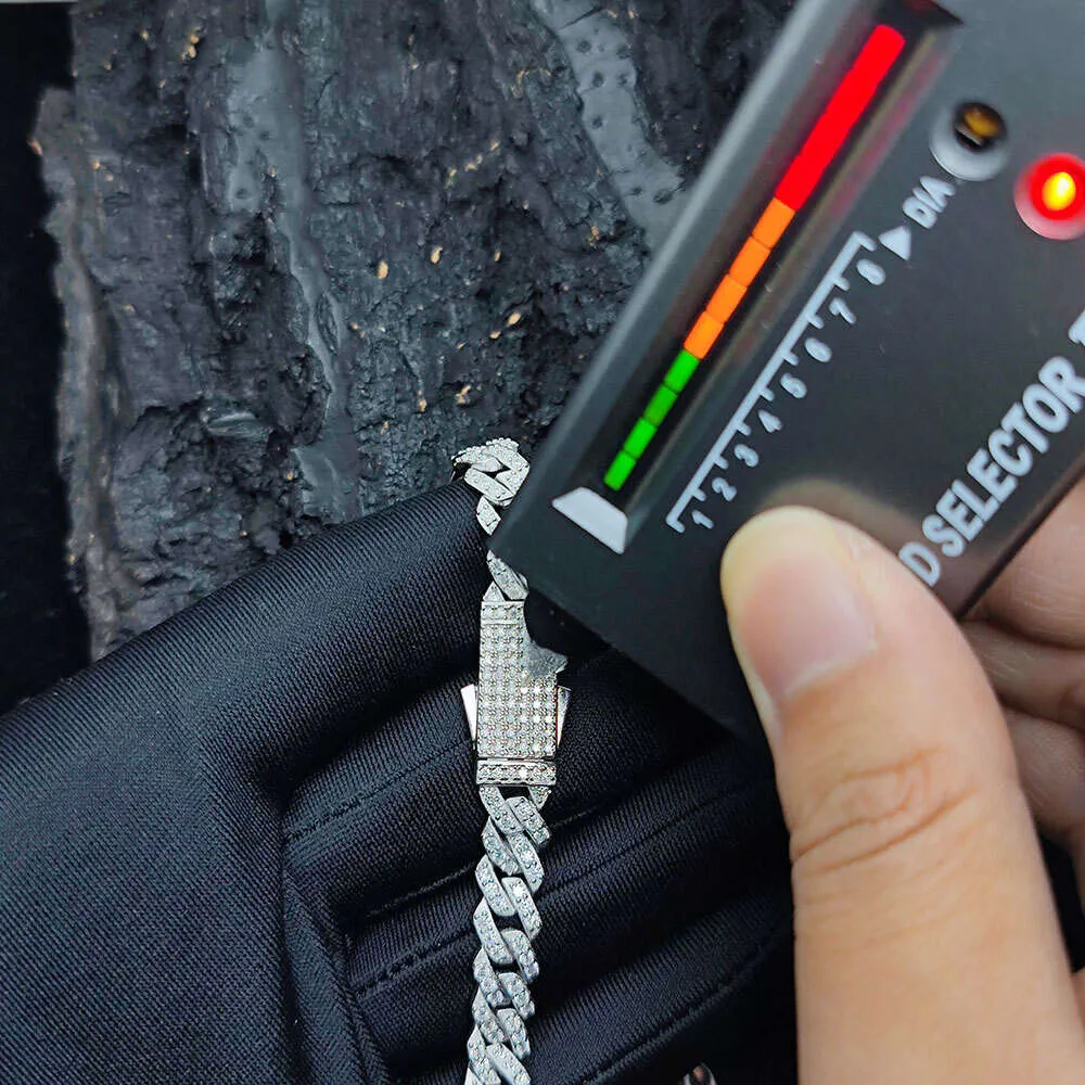 Designer Fashion Cubaanse Link Chain Pass Moissanite Diamant Tester Miami Hip Hop Sieraden VVS Steen Glanzend 3 Rijen Mannen Vrouwen_voghion.com