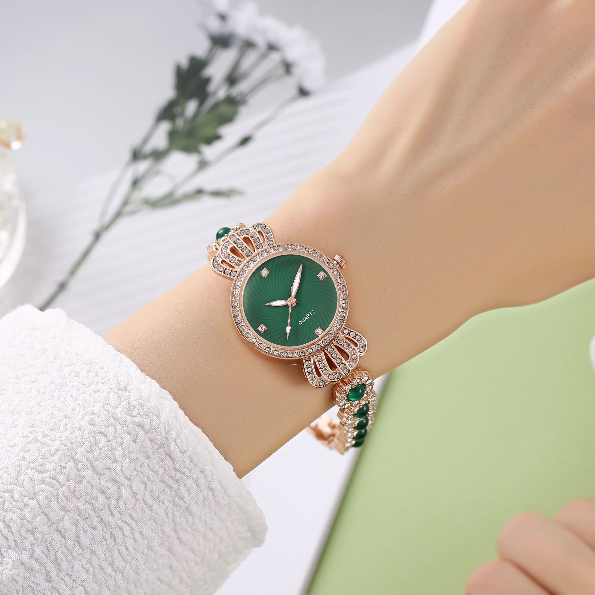 Bracelet Watch Crown Jewelry Fashion Women's Watch Quartz Watch_voghion.com