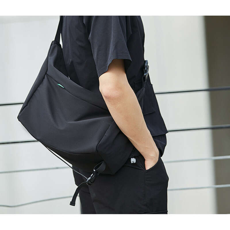 Borsa a tracolla grande capacità, stile casual da uomo, stile studentesco, sportiva, 2025_voghion.com