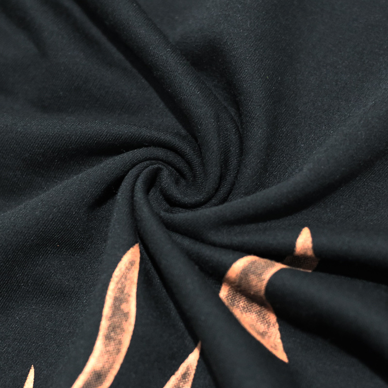 Nowy letni męski zestaw spodenek sportowych z krótkim rękawem z nadrukiem Flame Series_voghion.com