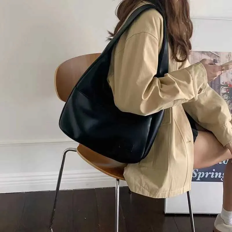 Large Capacity Womens New Shoulder Simple and Versatile Commuter Bag Fashion Trendy Student Classroom Ba241031_voghion.com