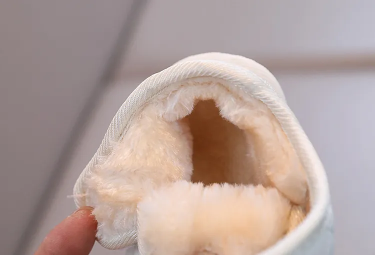 Bottes de neige chaudes d'hiver pour bébés garçons et filles Cutefeet Chaussures décontractées pour enfants Chaussures d'extérieur antidérapantes Plus Cachemire_voghion.com