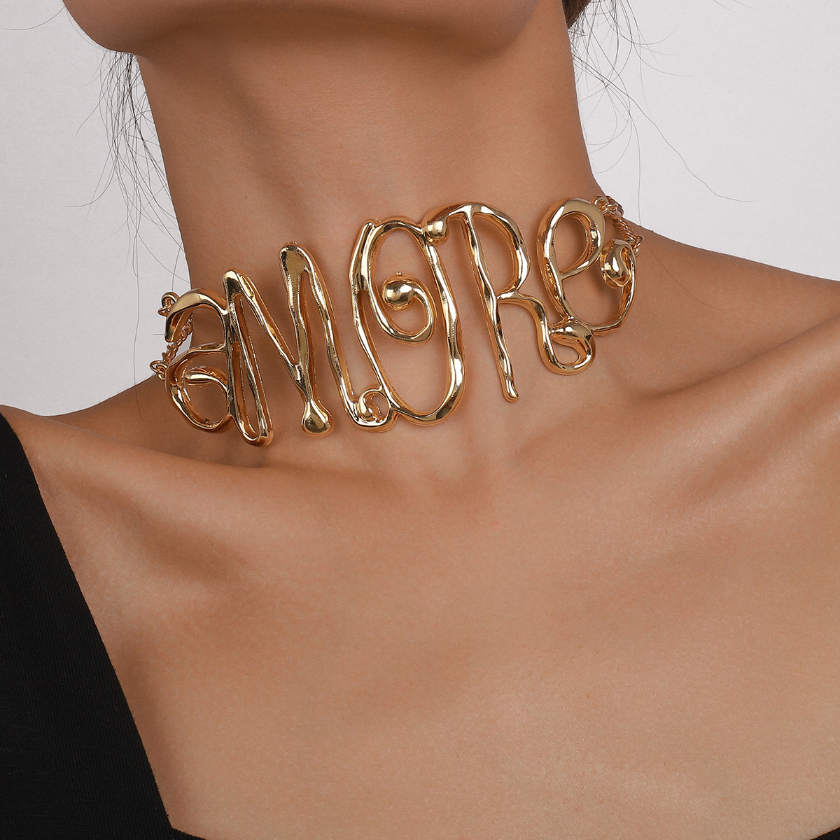 N10811 Joyería transfronteriza europea y americana ZA Collar con letras exageradas, estilo retro, estilo hip hop._voghion.com