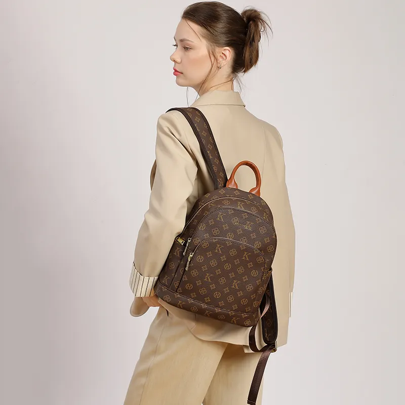 Zaino donna moda borsa portatile designer classico versatile_voghion.com