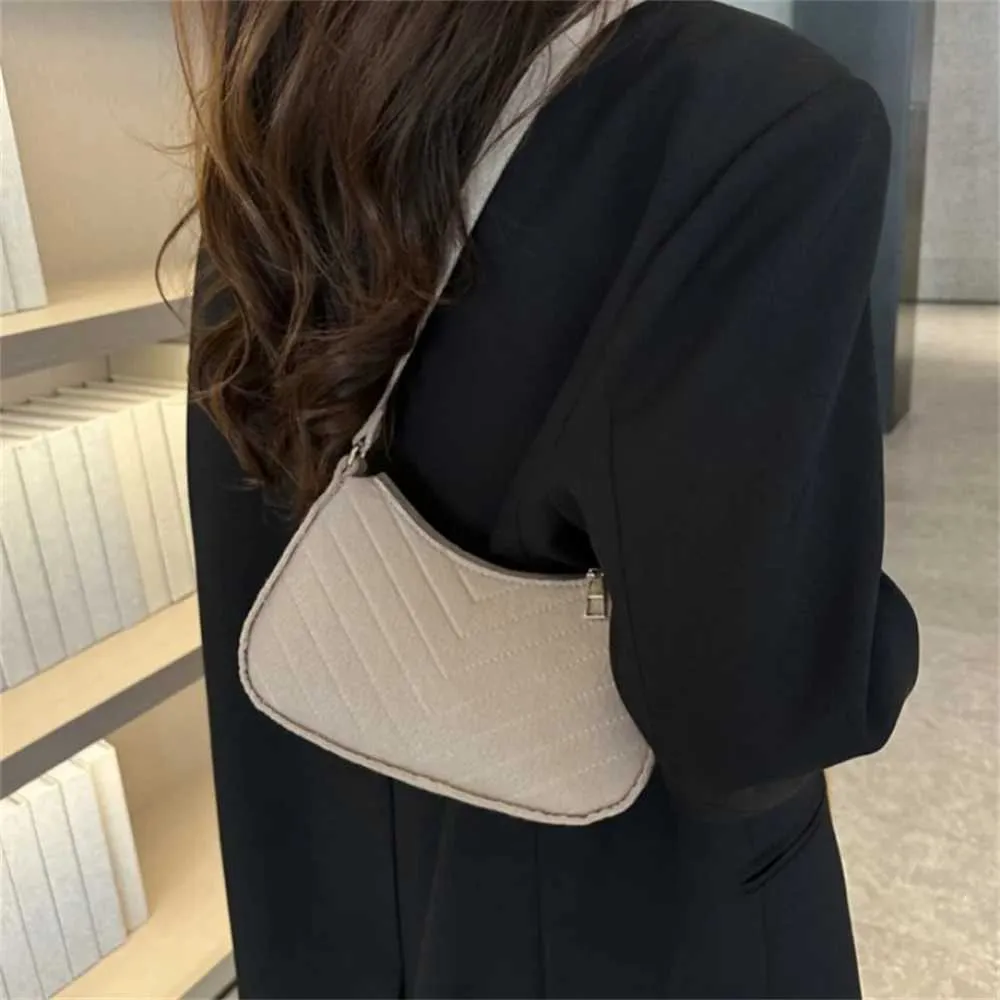Designertaske Ny dame retro Gerie ensfarvet skuldertaske afslappet pung, enkel og moderigtig krydsformet taske_voghion.com