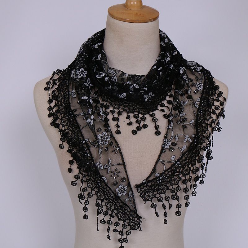 Spring And Autumn ral Lace Korean Edition Triangle Headcloth Classic Breathable Hollow Solid Color Scarf_voghion.com