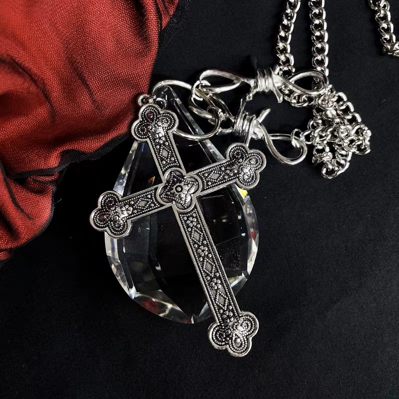 Unisex Gothic retro punk cross pearl necklace_voghion.com