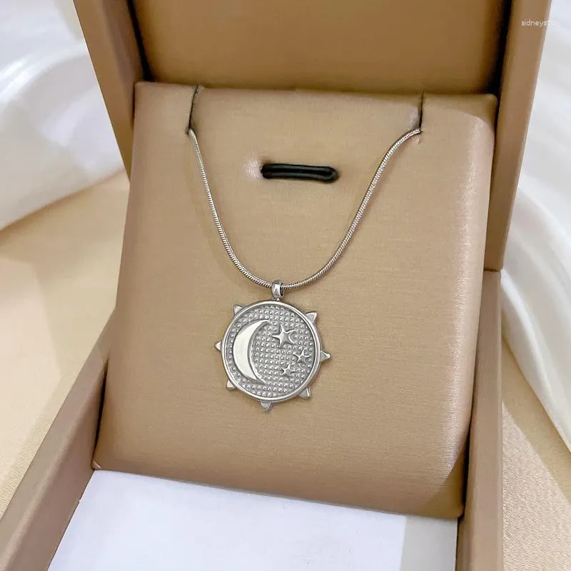 Pendant Necklaces Steel Moon Star Necklace Metal Fishing Wire Golden Irregular Curved Sun And Couple For Woman Designer_voghion.com