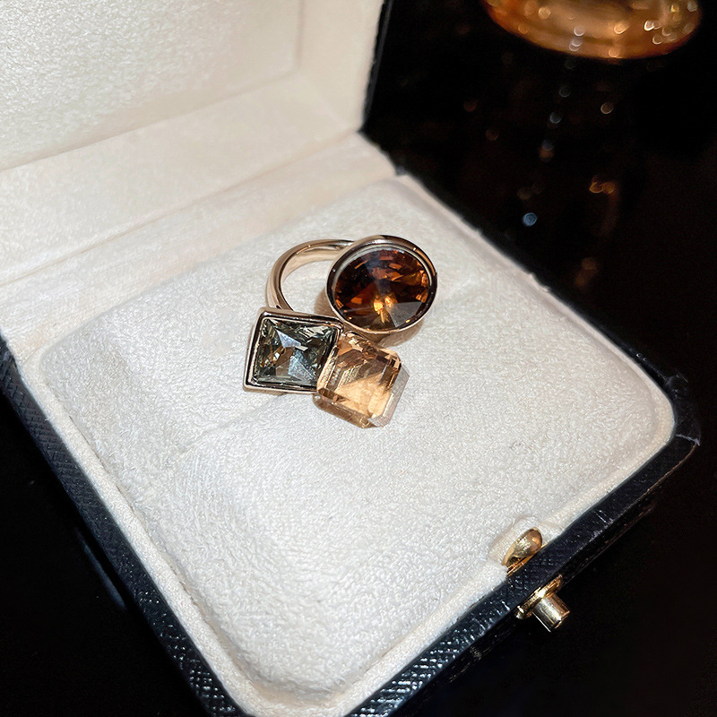 Real Gold Electroplated Zircon Heart Opening from South Korea Irregular Pearl Index Finger Ring Fashion and Elegant_voghion.com