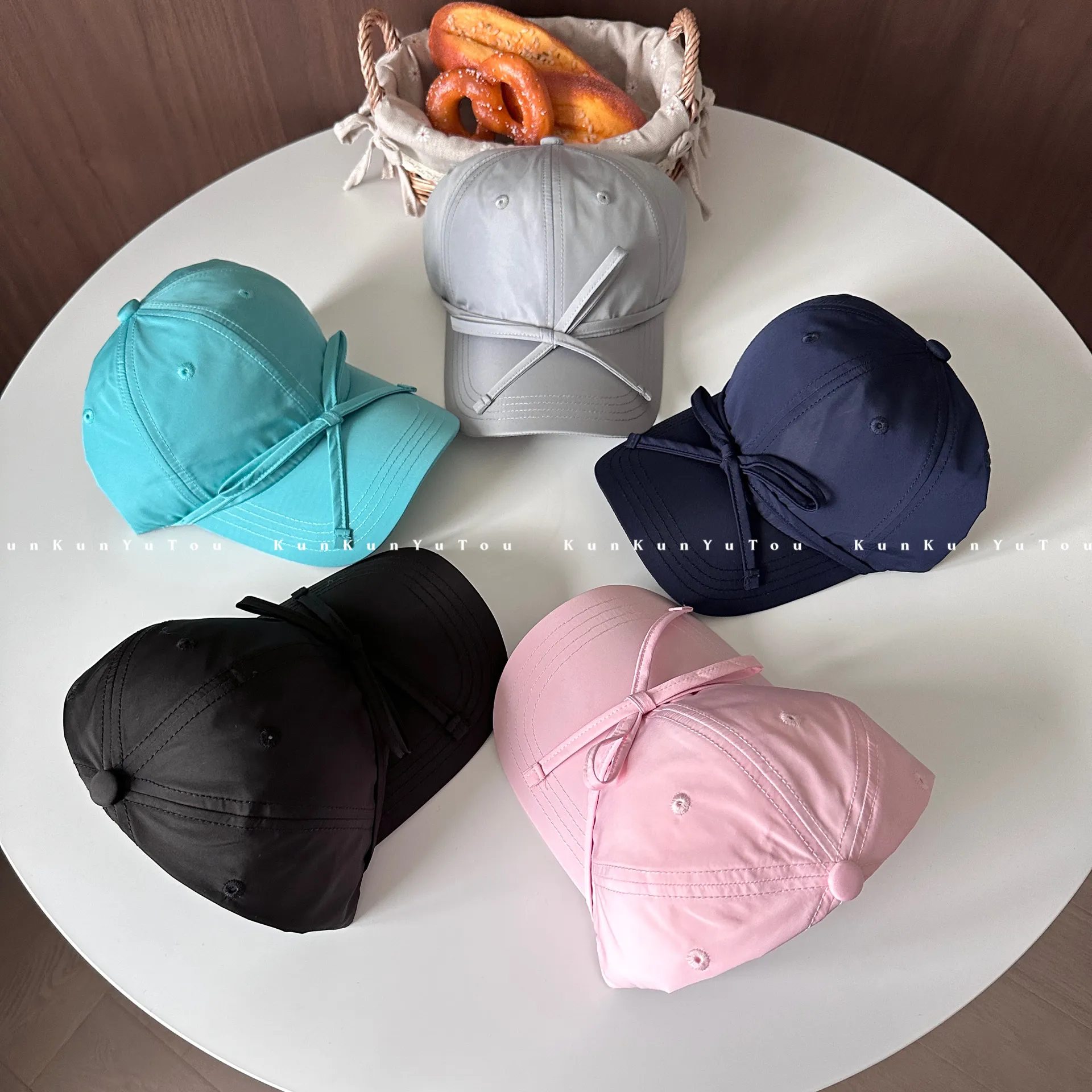 Cappellini da baseball coreani di nicchia con cinturini dolci, fiocco, morbido, tinta unita, da donna, versatili, con testa grande, regolabili_voghion.com