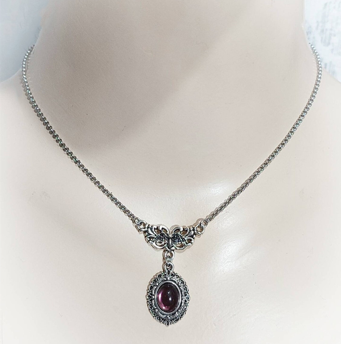 Unisex vintage necklace pendant_voghion.com