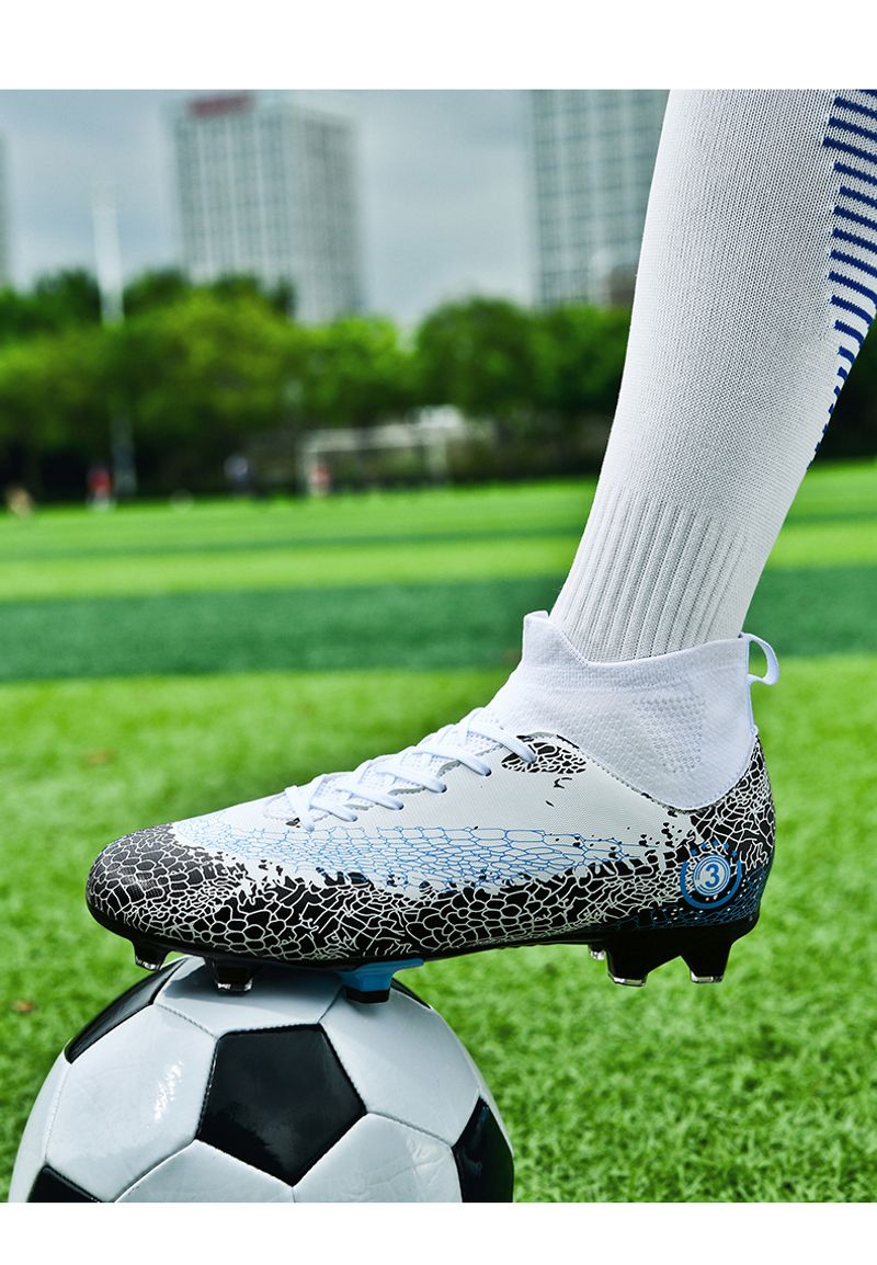 Scarpe da calcio alte traspiranti da uomo per l'allenamento in erba con chiodi rotti e lunghi, nuove e transfrontaliere, 2023_voghion.com
