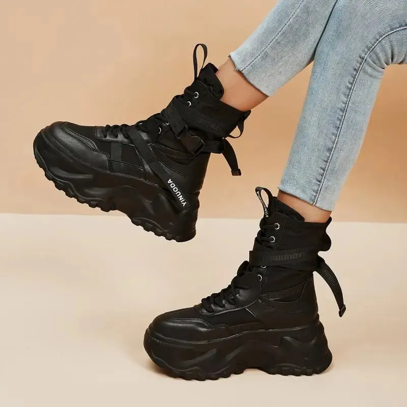 Bottines de moto blanches à plateforme épaisse pour femmes, chaussures vulcanisées à lacets et à boucle, à la mode, pour l'automne_voghion.com