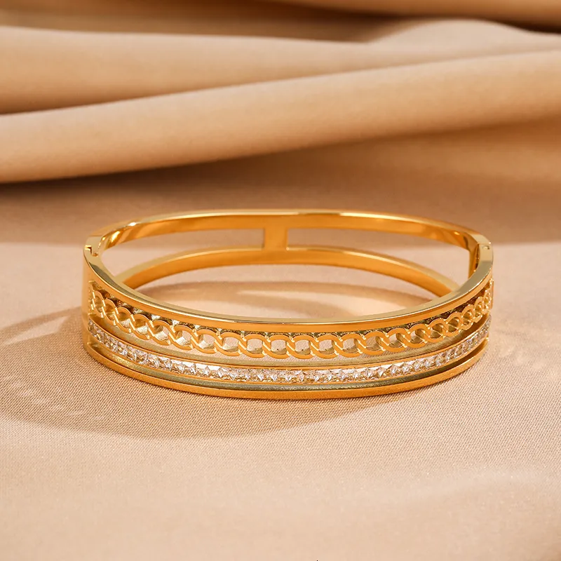 Stainless Steel Bangle Bracelet With Cubic Zirconia For Women_voghion.com